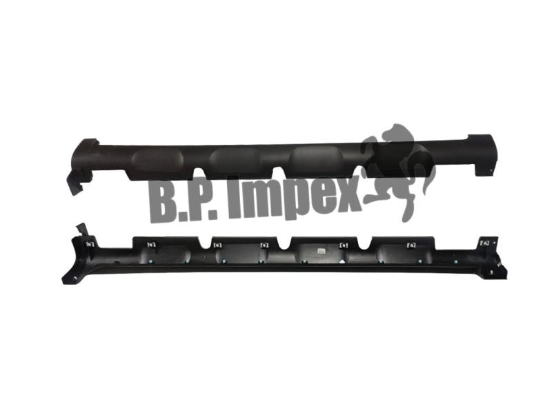 MOULDING ASSY-SIDE SILL,RH