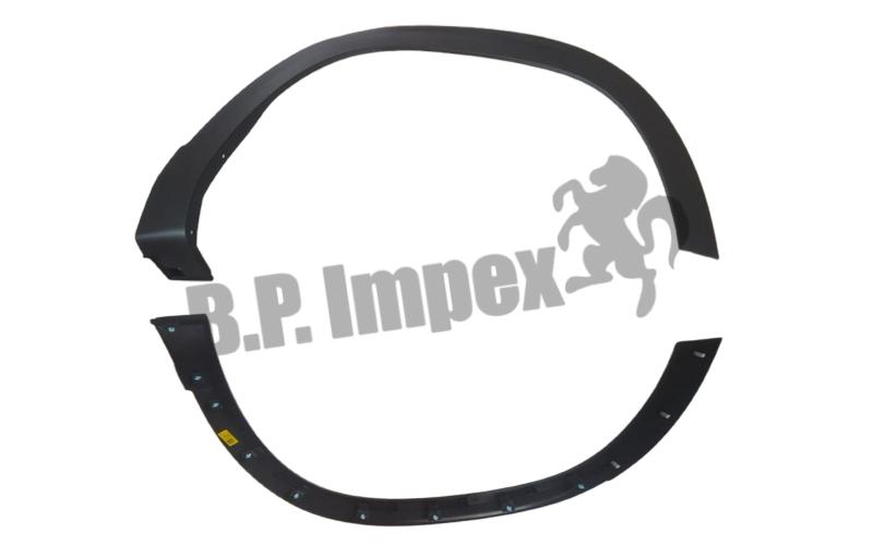 GARNISH ASSY-FNDR SIDE,RH