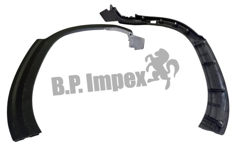 GARNISH ASSY-QTR SIDE,RH,87742Q6000