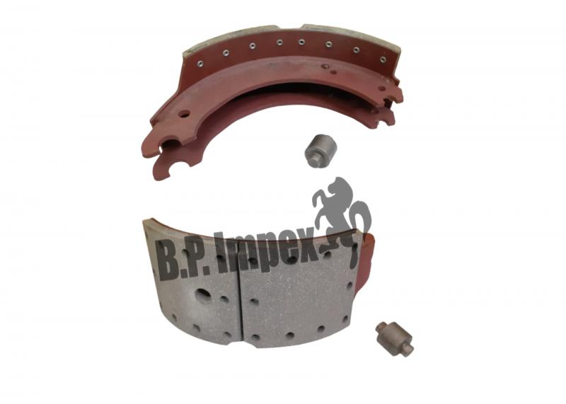 Front brake shoes