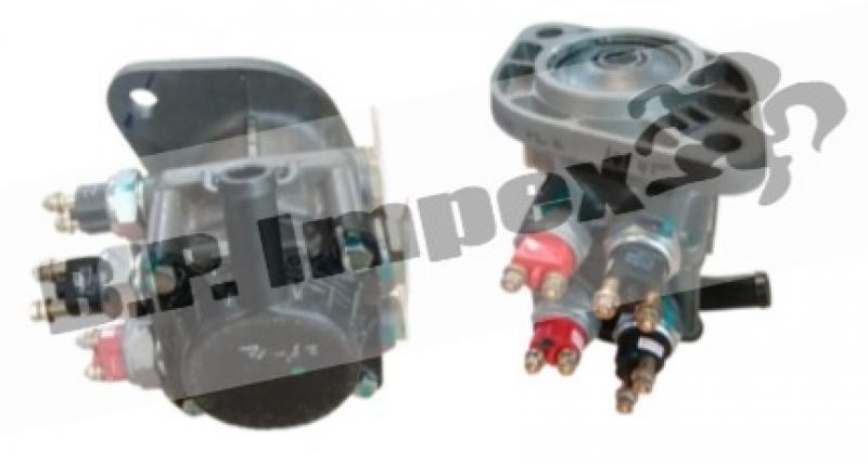 FOOT BRAKE VALVE DUAL BRAKE V
