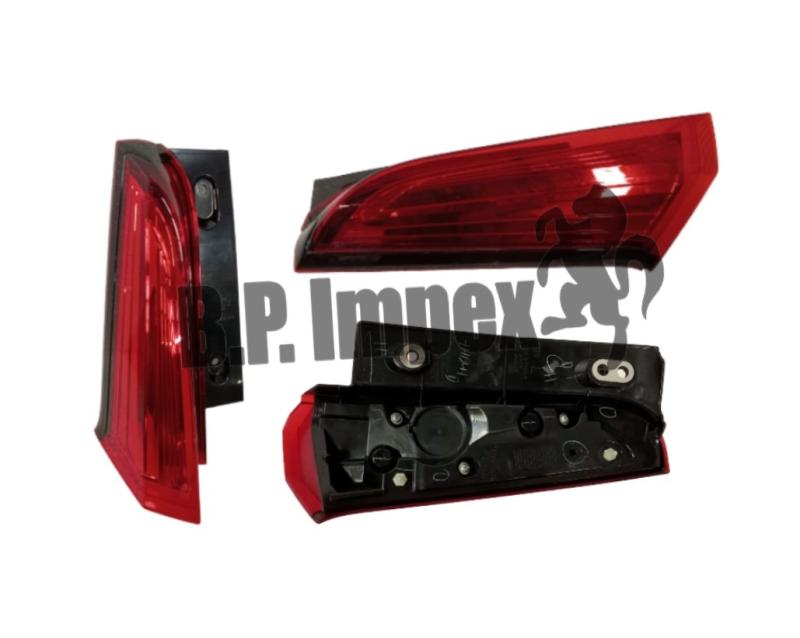 LAMP ASSY, TAIL, LH,35702M72R00