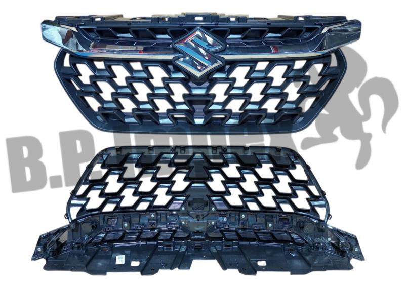 GRILLE RADIATOR UPPER (CHROME/BLACK)