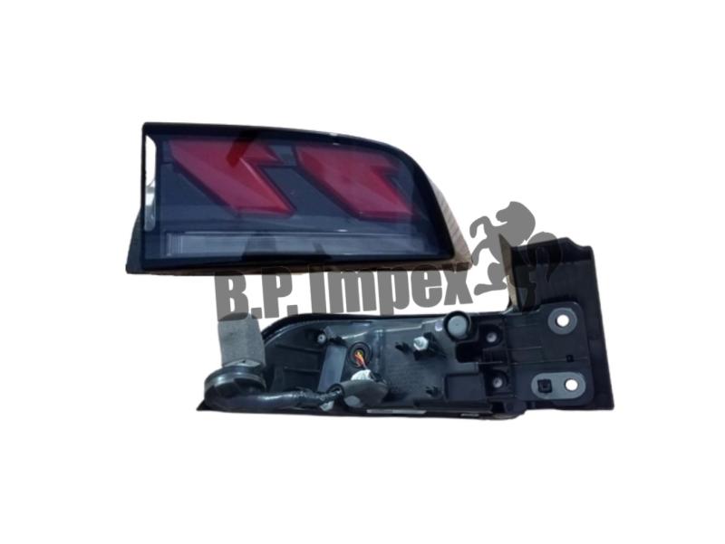 LAMP ASSY REAR COMB RH