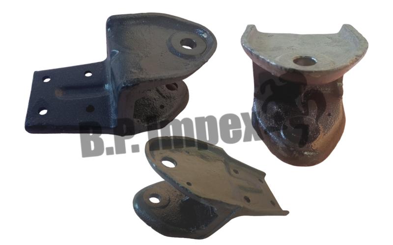 Front Spring Hanger Bracket,264132100103
