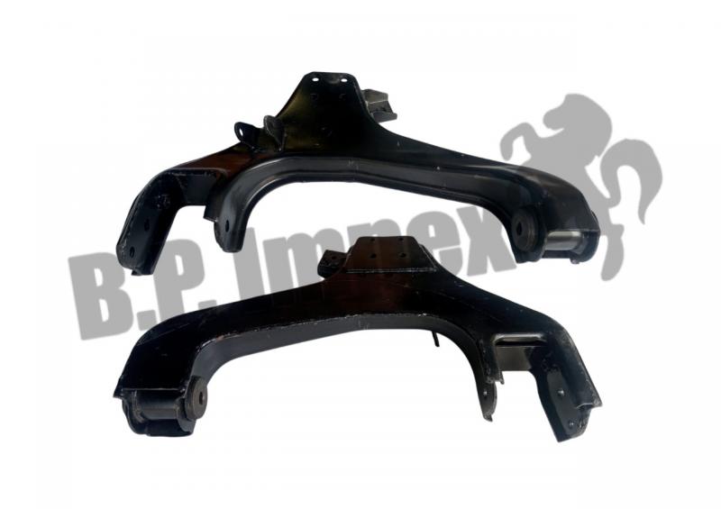 SUB ASSY LOWER WISHBONE WITH BUSH - LH	,289732100130