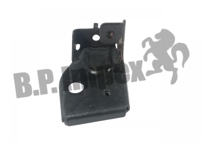 ASSY.BUMPER MTG.BKT UPPER LH