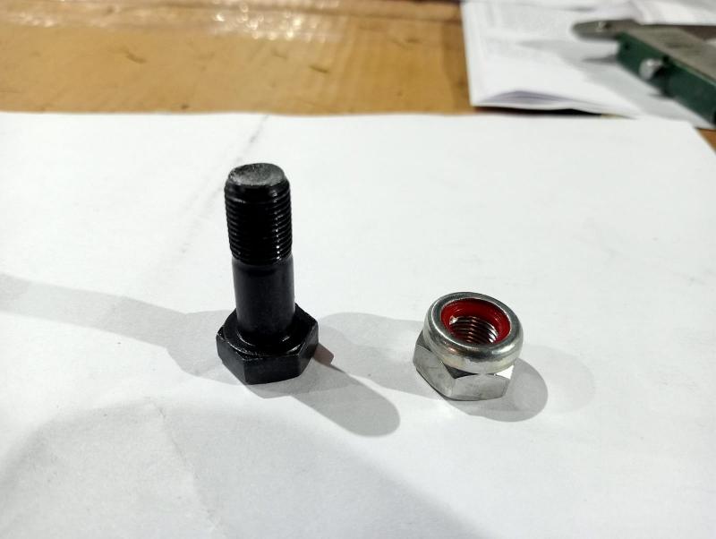 Bolts  Stregth 10.9 (Self Locking Nut),257641120303