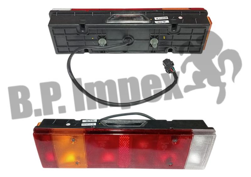 REAR COMBINATION LAMP, 7 CHAMBER RH