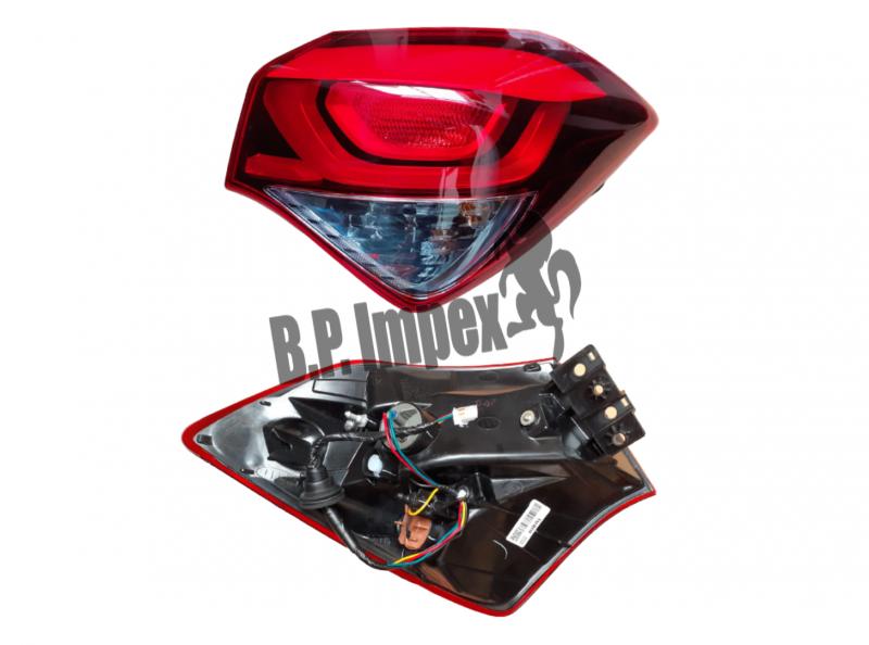 LAMP ASSEMBLY REAR COMBINATION RH