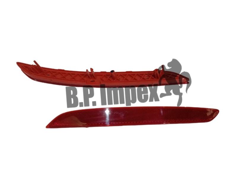 REFLECTOR REFLEX ASSEMBLY REAR RH