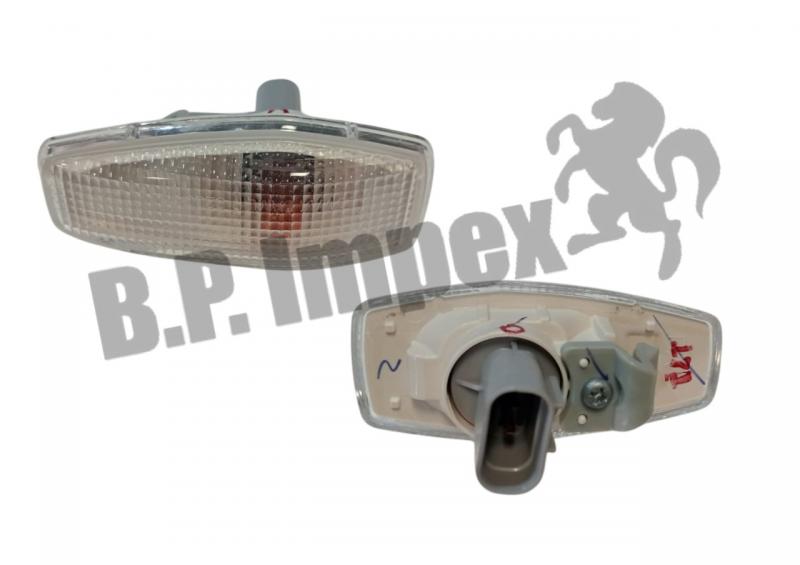 LAMP ASSEMBLY SIDE REPEATER RH