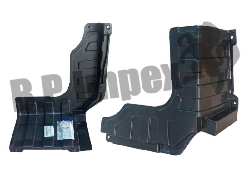 PNL-SIDE COVER RH