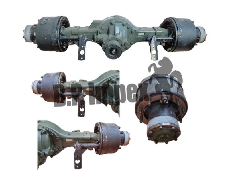 REAR AXLE ASSEMBLY