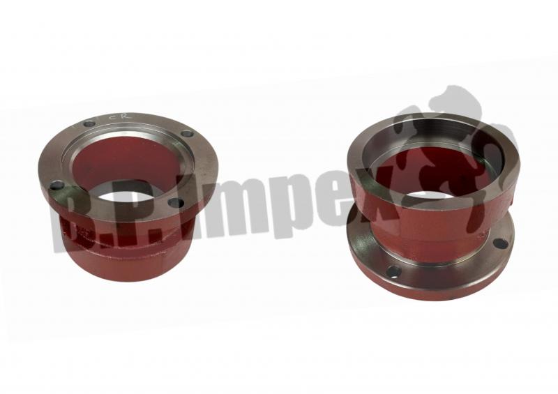 OIL SEAL HOUSING