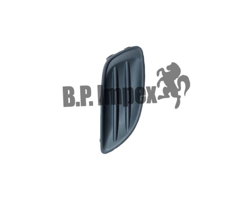 COVER FR FOG LAMP HOLE RH {BLACK)