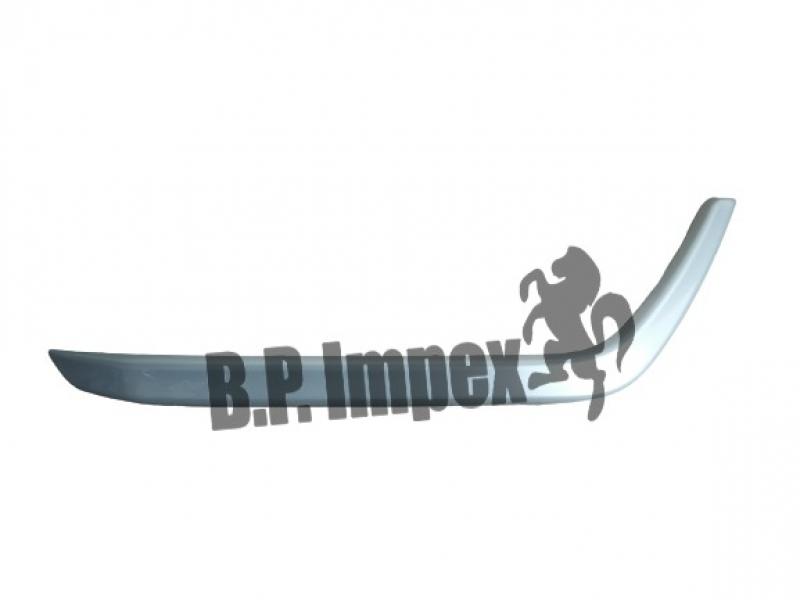 GARNISH FR BUMPER LOWER R