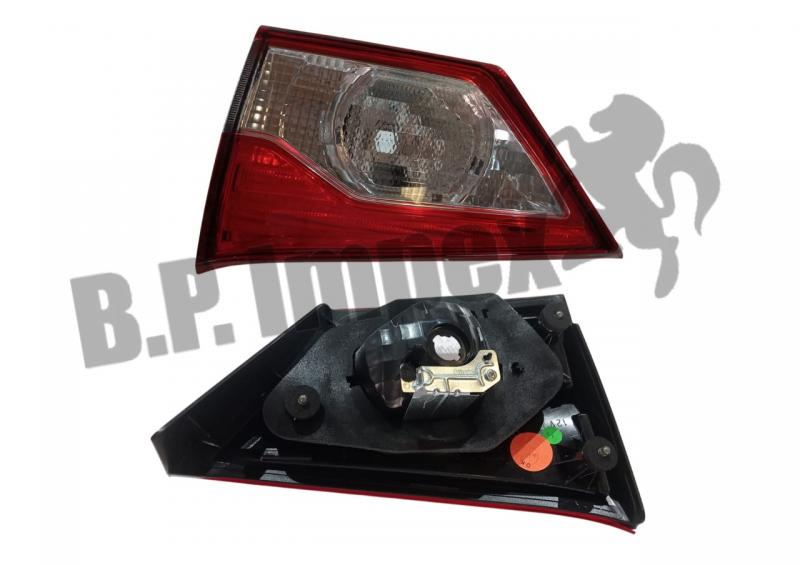 BACK UP LAMP UNIT RH