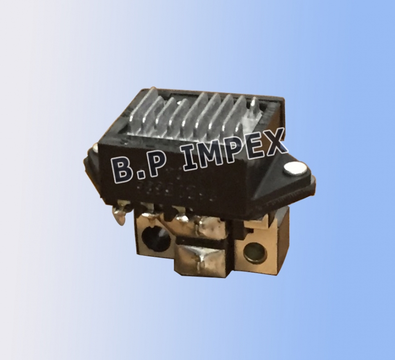 Regulator & Brush Box Assy,265915400110