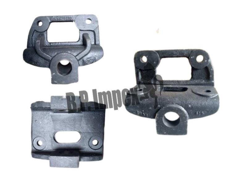 BRKT FRT SPRING REAR LH