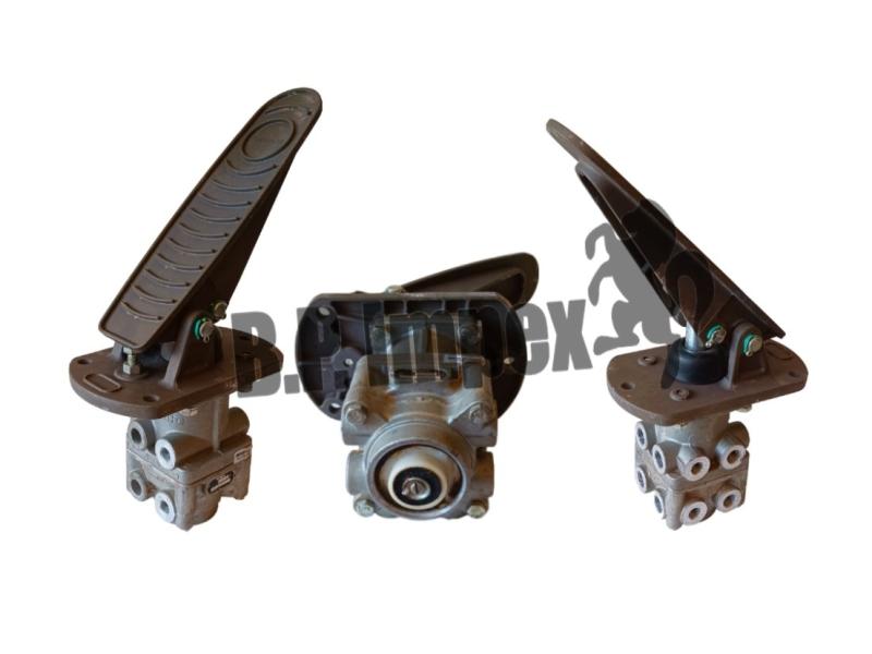 DUAL BRAKE VALVE