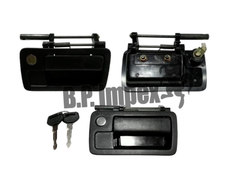 .OUTER HANDLE RH (REAR DOOR)