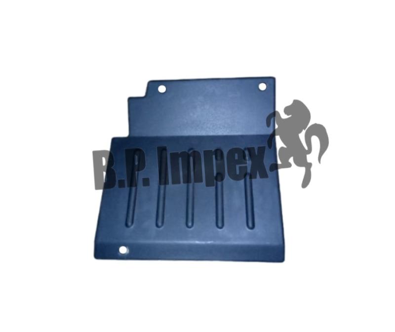 MUDFLAP INNER RH