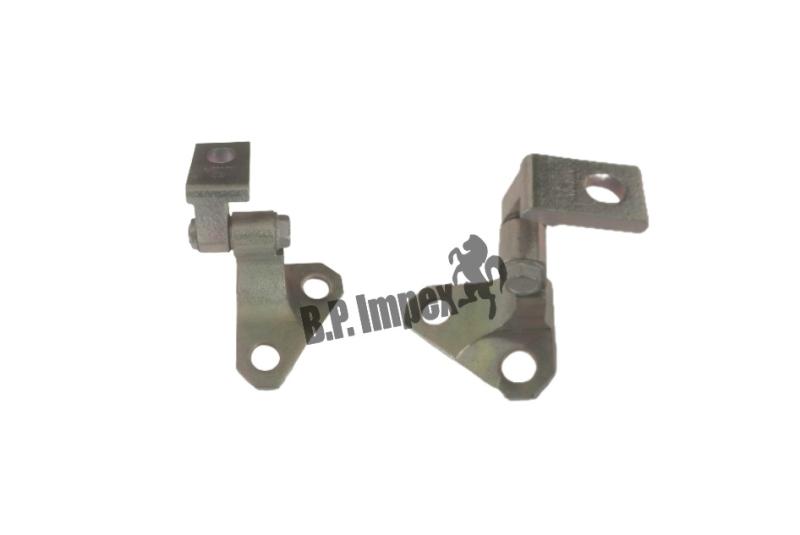 DOOR HINGE