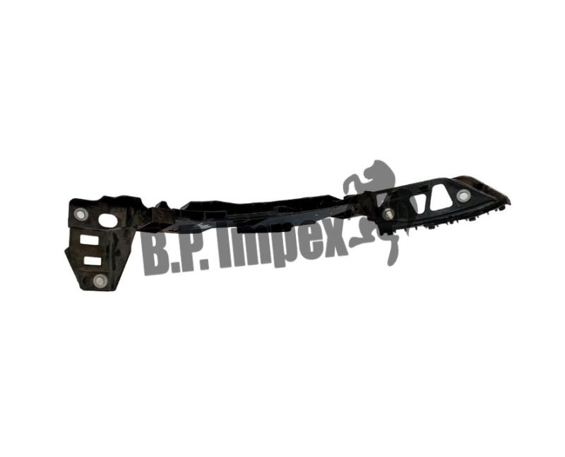 MOUNTING FOR MAIN BEAM HEADL RH